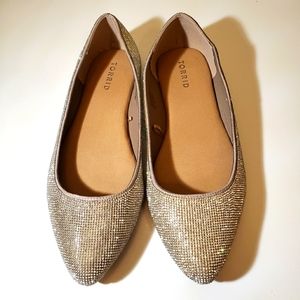 NWOT Torrid Gemstone Diamond Silver Flats Size 10